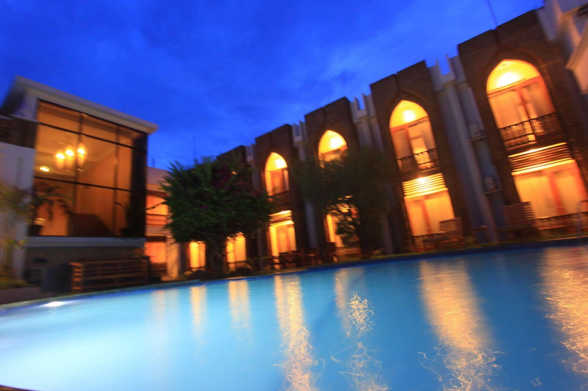 Raza Gyo Hotel Bagan Exterior photo