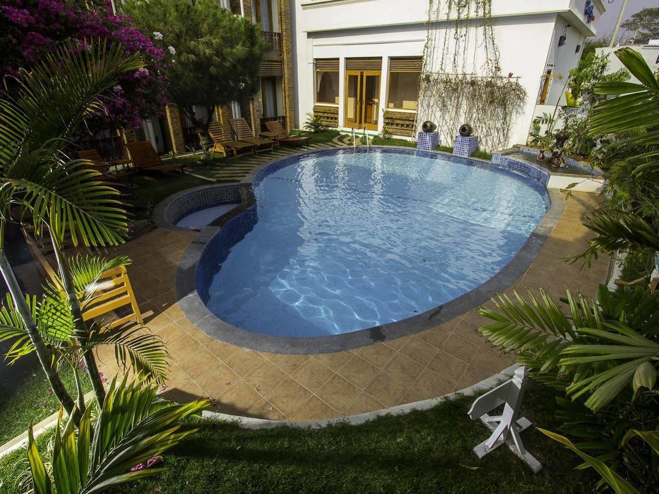 Raza Gyo Hotel Bagan Exterior photo