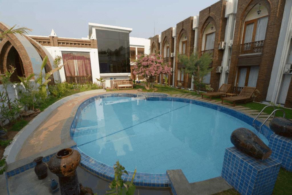 Raza Gyo Hotel Bagan Exterior photo